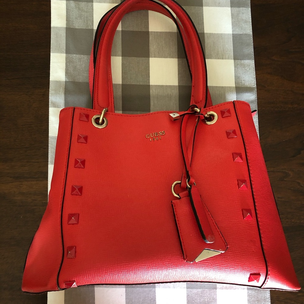 Guess purse